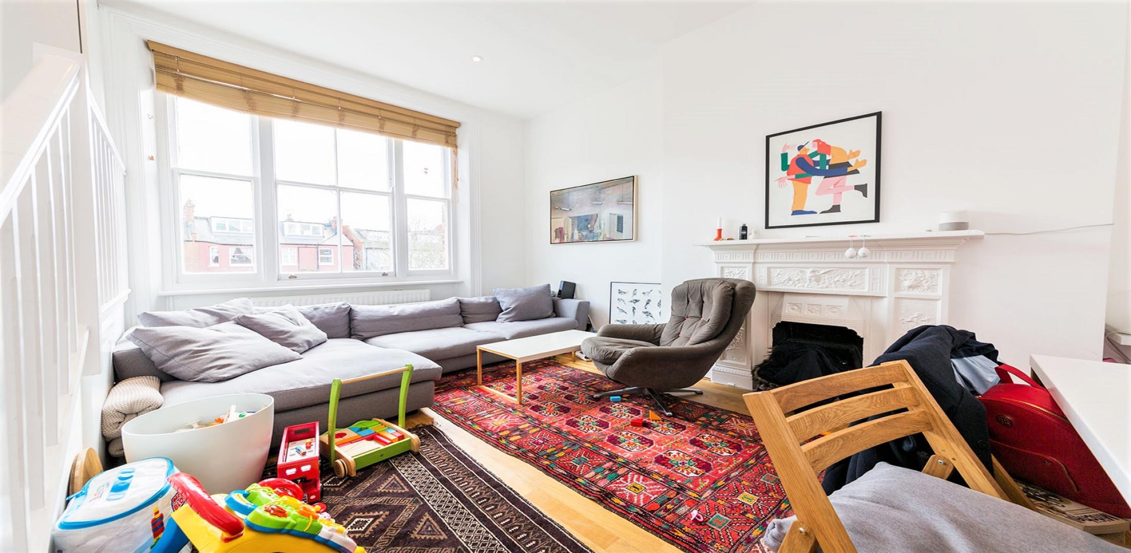 			2 Bedroom, 1 bath, 1 reception Flat			 Broadhurst Gardens, WEST HAMPSTEAD